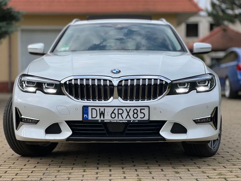 BMW Seria 3 190 KM xDrive, Luxury, Salon PL, panorama, I rej 03.2022, F-vat 23%