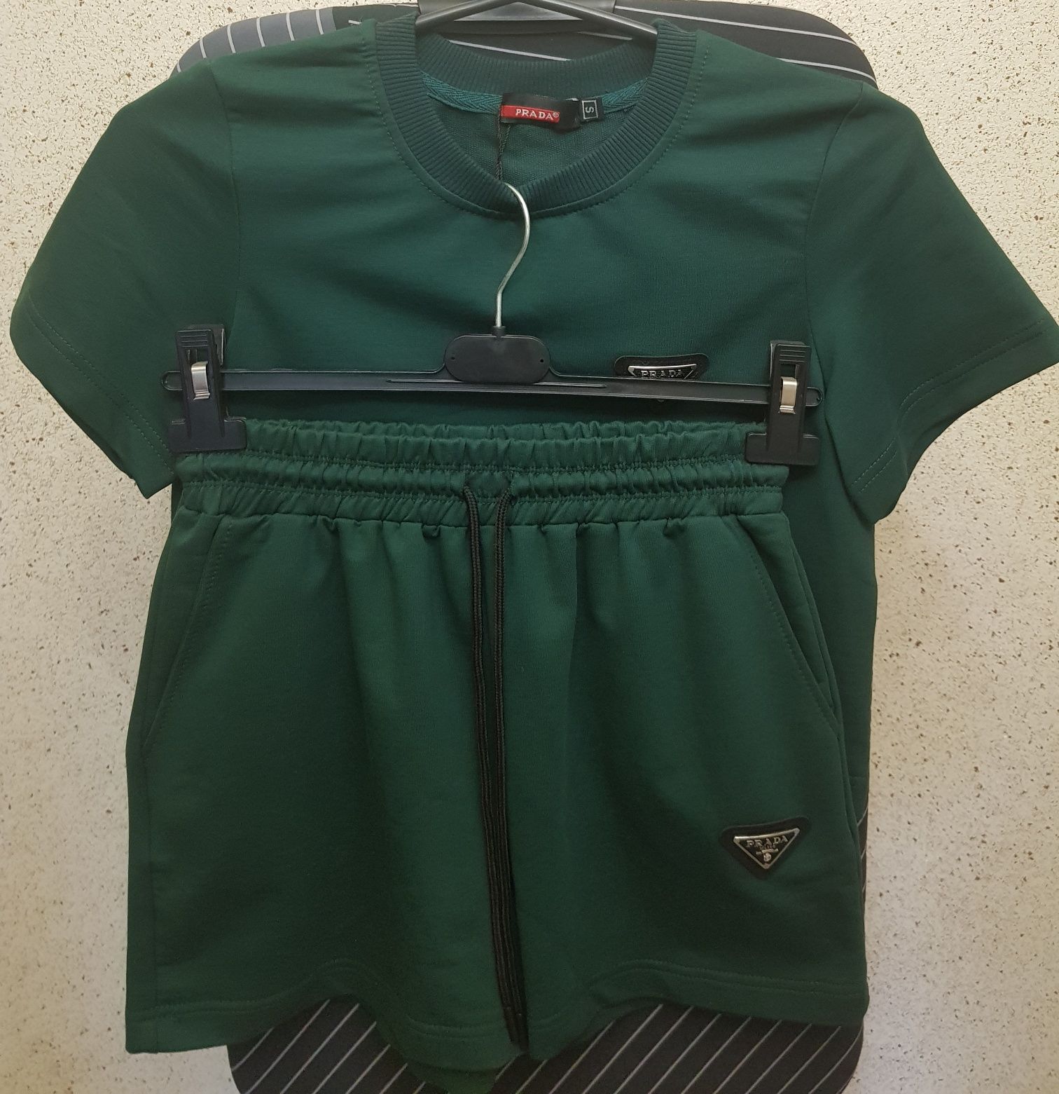 Костюм Prada/ Шорты/ футболка/ Женский костюм/ Подростковый костюм