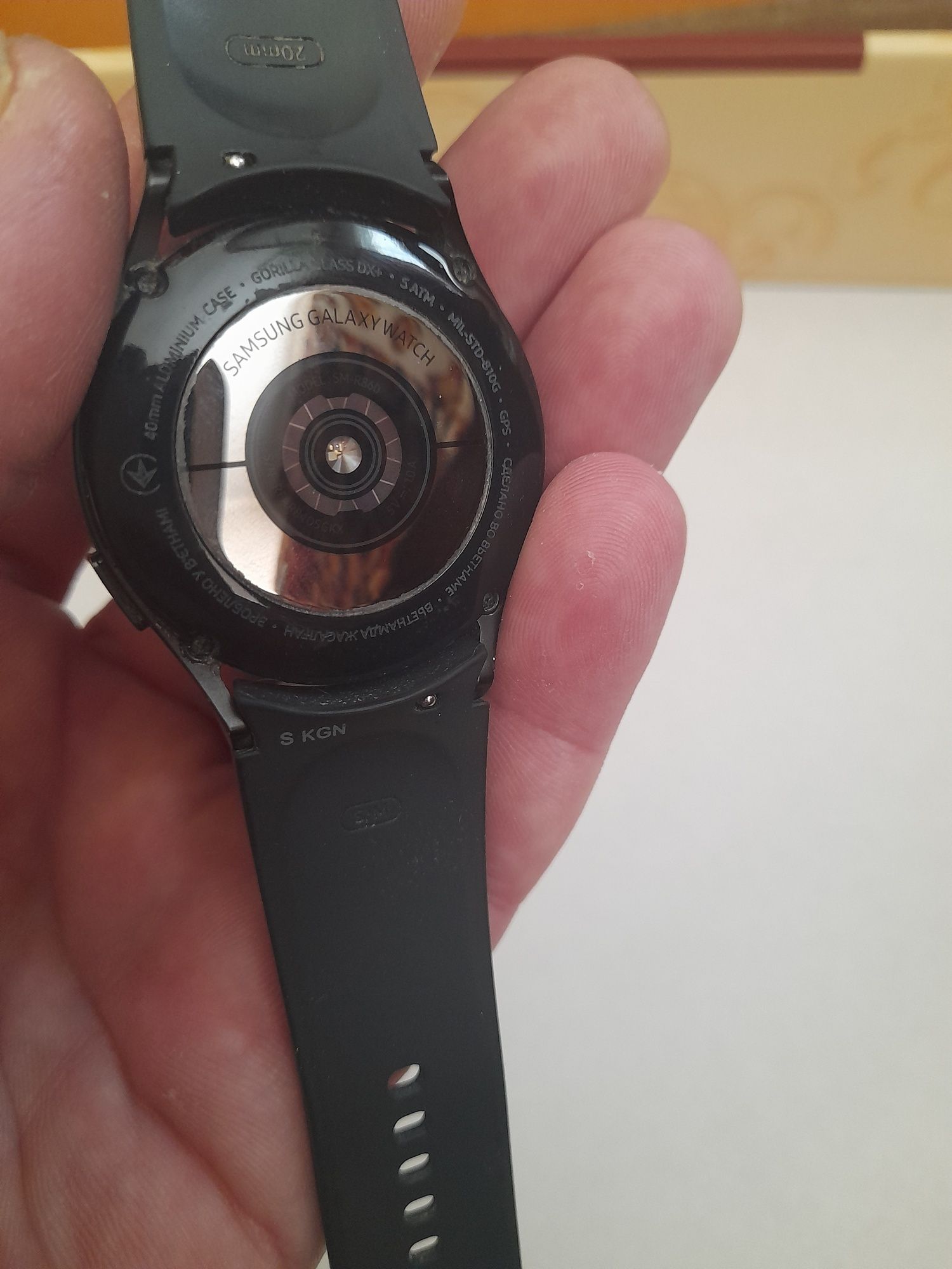 Samsung Galaxy Watch 4 (sm-r860)