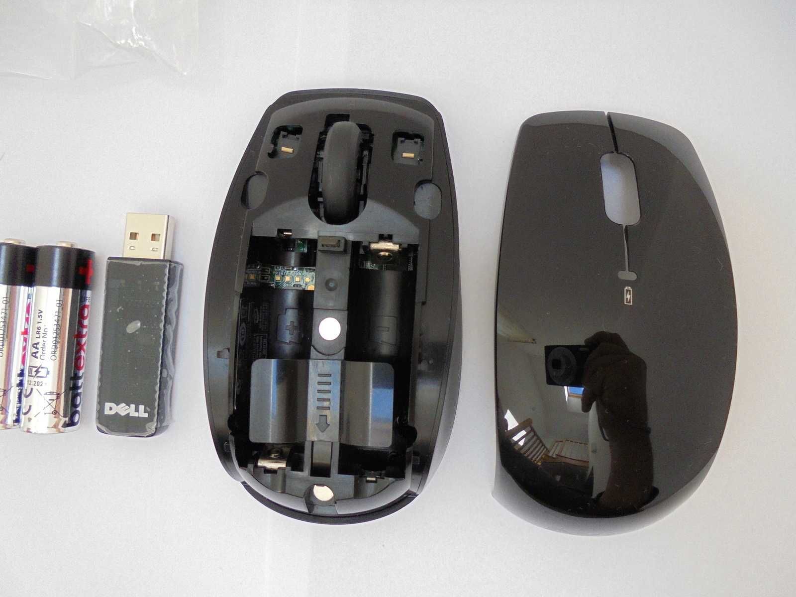 Myszka optyczna bezprzewodowa DELL M787C z adapterem USB M797C