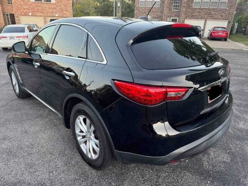 2016 Infiniti QX70