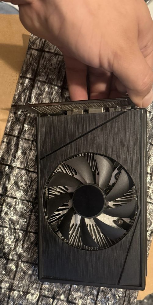 Vendo GTX 1650 Super
