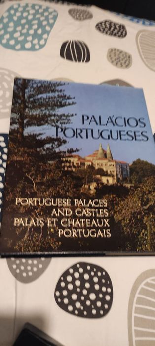 Livro Palácios Portugueses