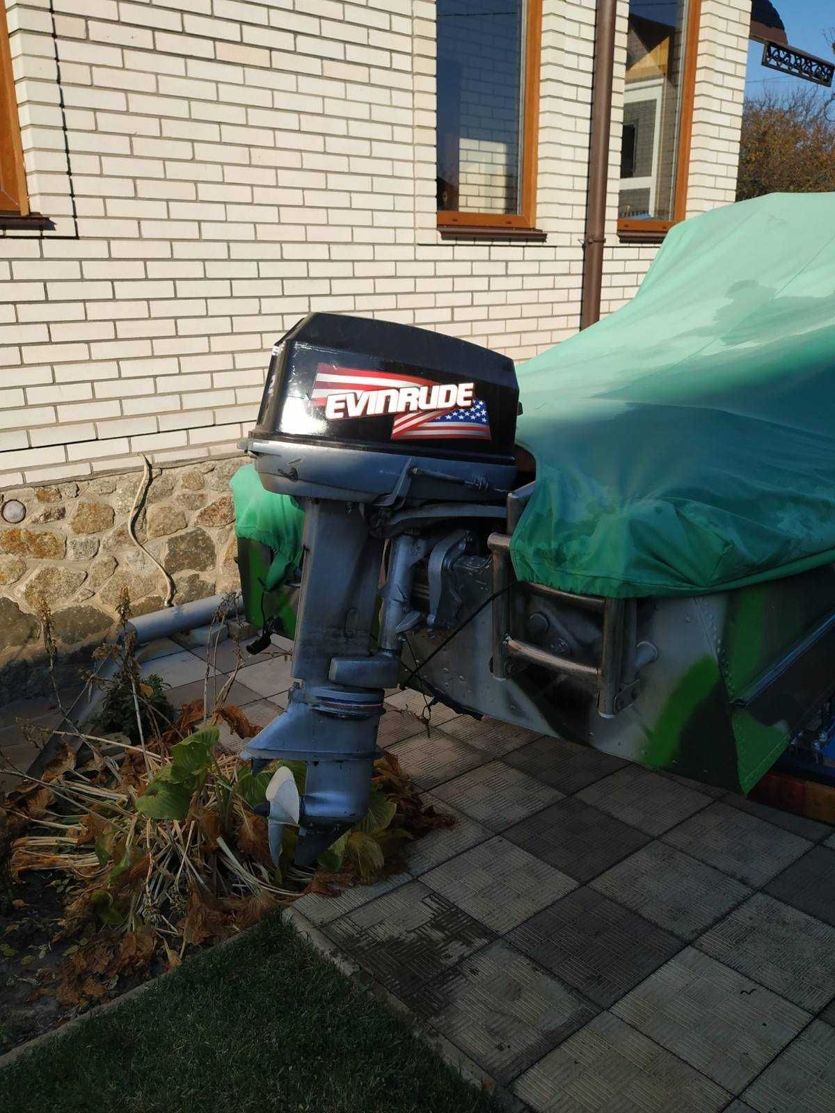 Двигатель   Evinrude  25