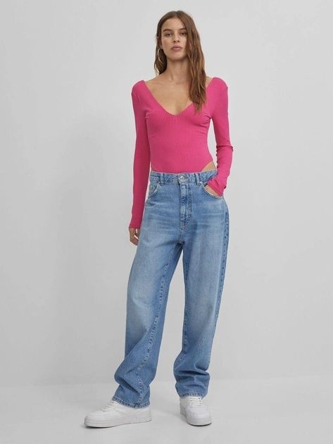 Розовый боди  размер xs  bershka