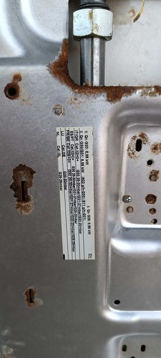 Газова поверхня Hotpoint Ariston на запчастини чи відновлення