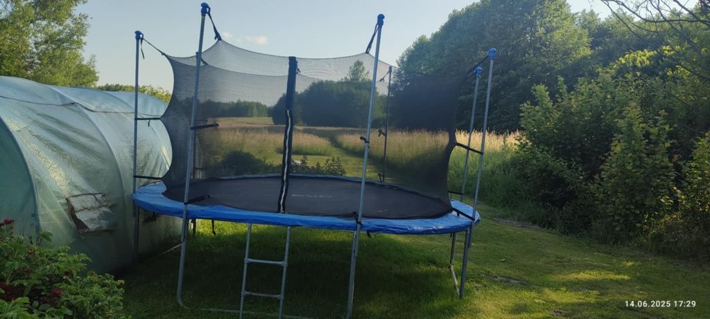 Trampolina 374  dobry stan