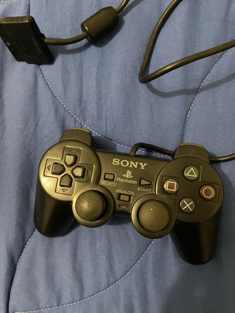 Comando PS 2 original da Sony cor preto ( Portes gratis)