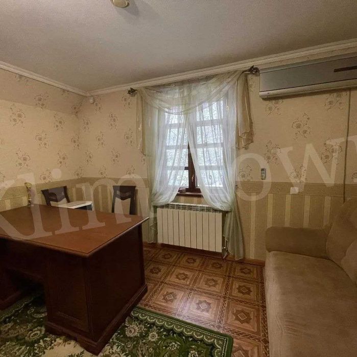 Продається приміщення в центрі міста (біля міськрайонного суду)