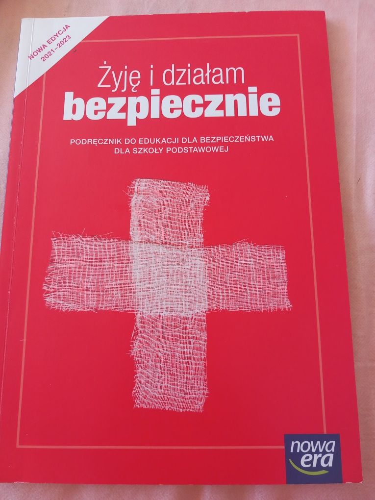 EDB Podręcznik do edukacji dla bezpieczeństwa stan idealny