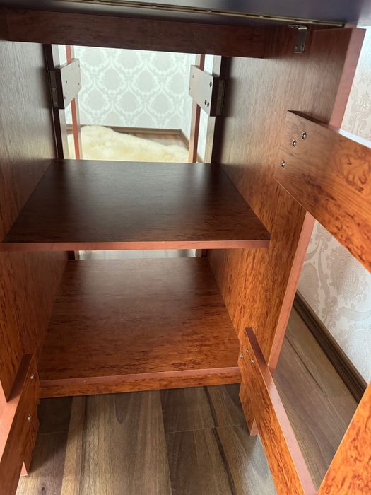 Стильні Стільці для кухні, вітальні