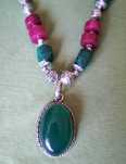 Conjunto prateado em pedra natural