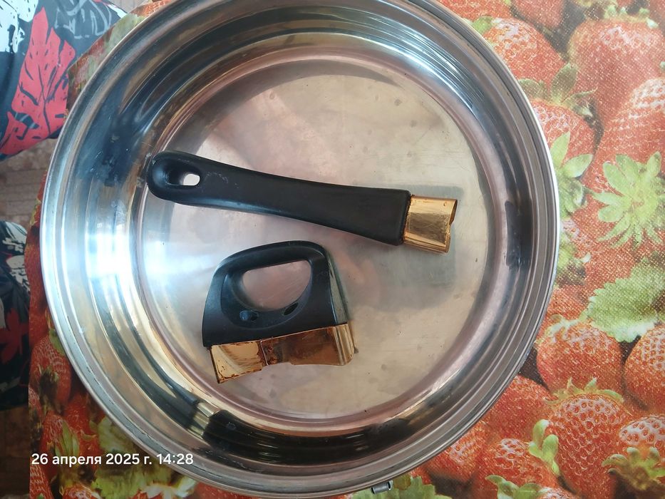 Фірмова сковорідка (пательня)