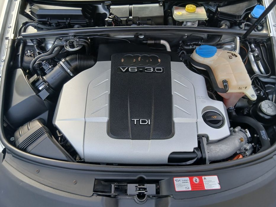 Продам  АУДИ А 6 С6  3.0 TDI  QUATTRO