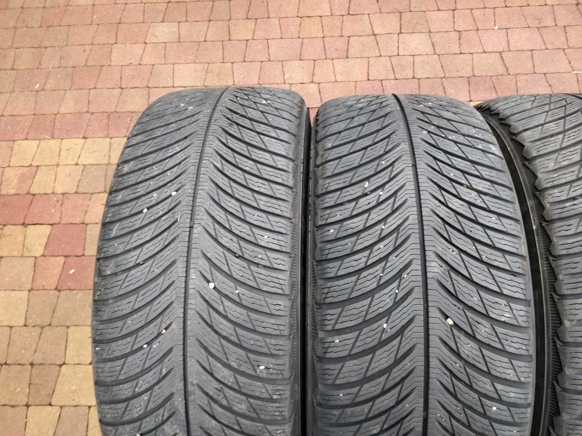 3299. Opony zimowe 245/45/18 Michelin 6/7mm cena za 4szt