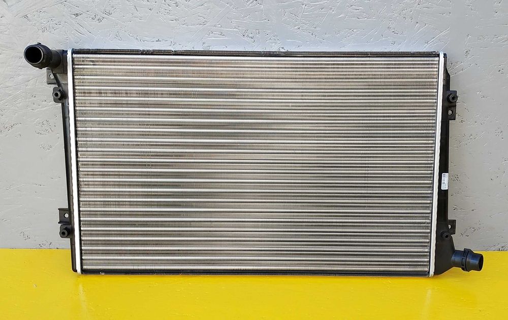 Радиатор кондиционера 1.9 / 2.0 на Volkswagen Caddy Кадди 04-10р