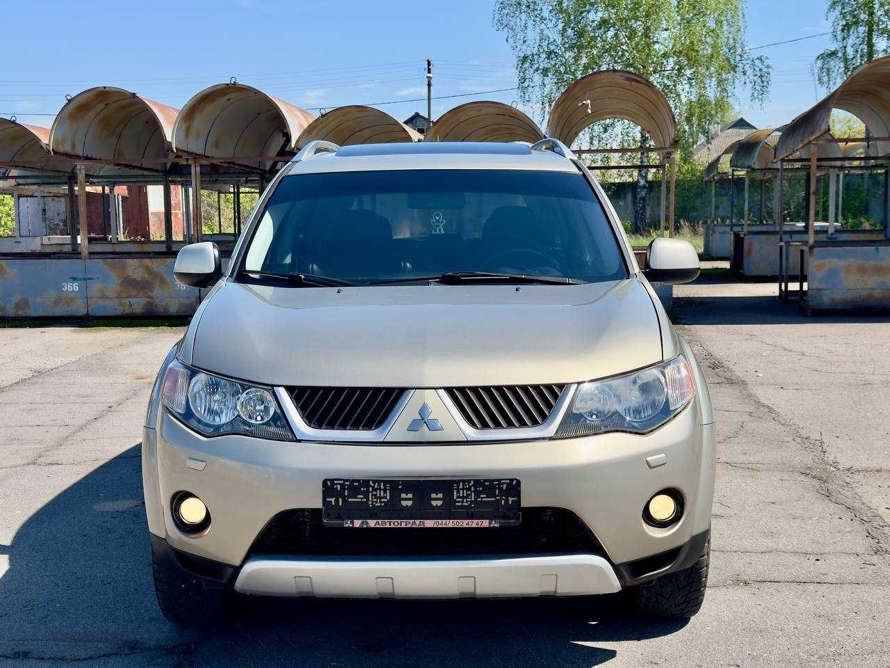 Продам Mitsubishi Outlander XL