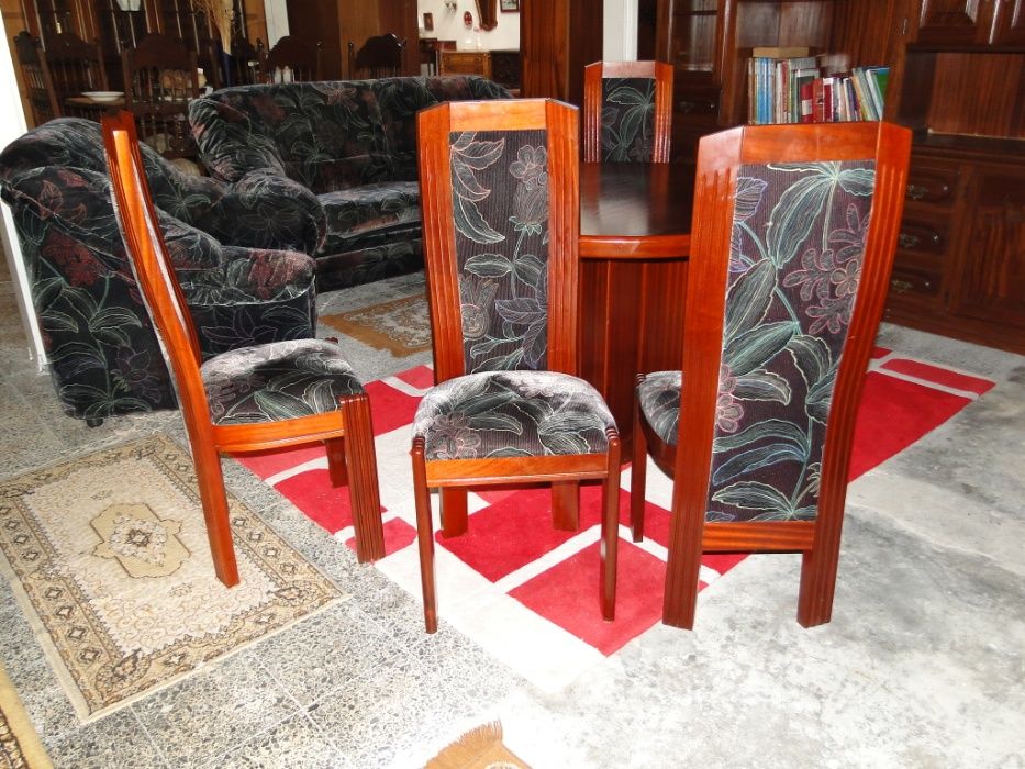 Cadeiras de sala - óptimo estado - Valor unitário