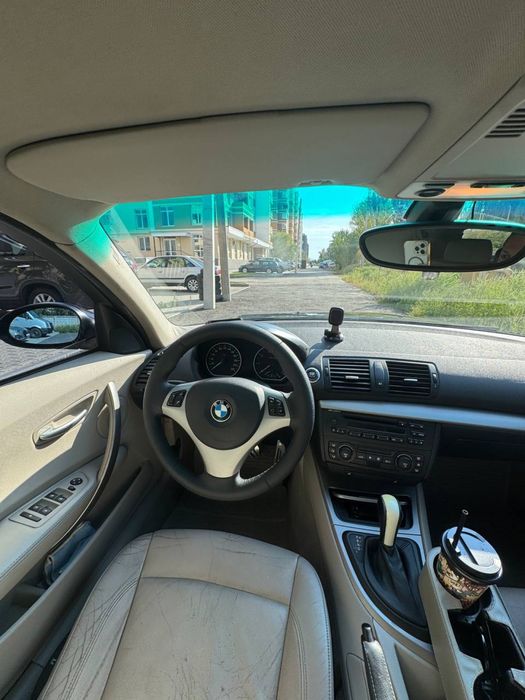 Bmw 120i e87  2006 року
