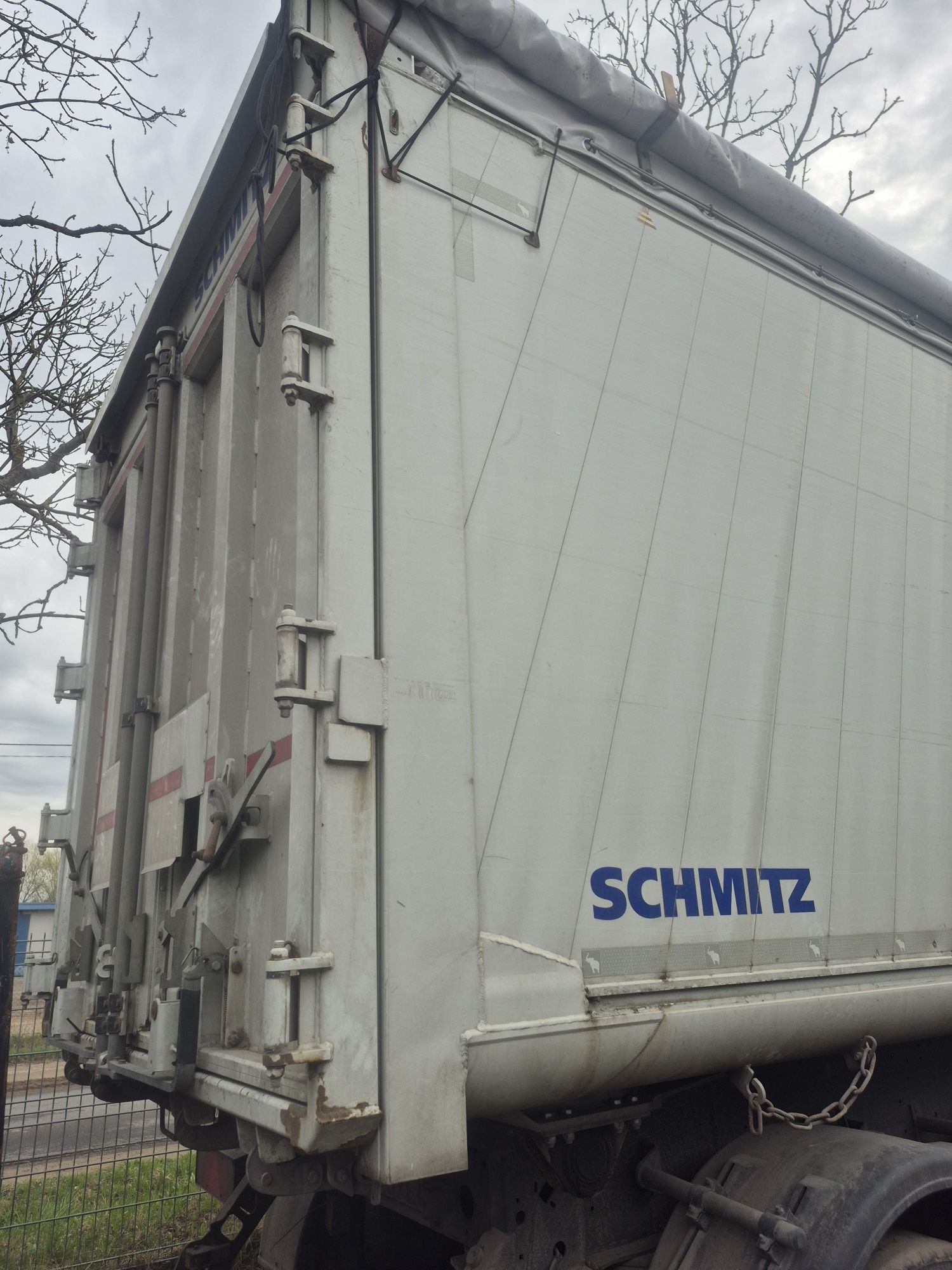 Naczepa Schmitz klapodrzwi aluminiowa do zboża