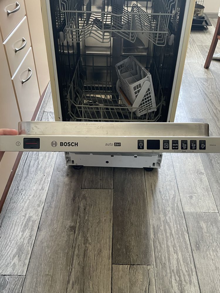 Zmywarkę 40cm Bosch SRV43T03EU