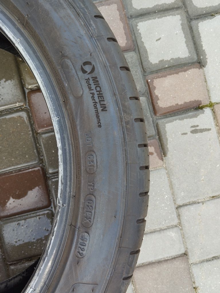 Шина Michelin 245/45 r19 одна штука