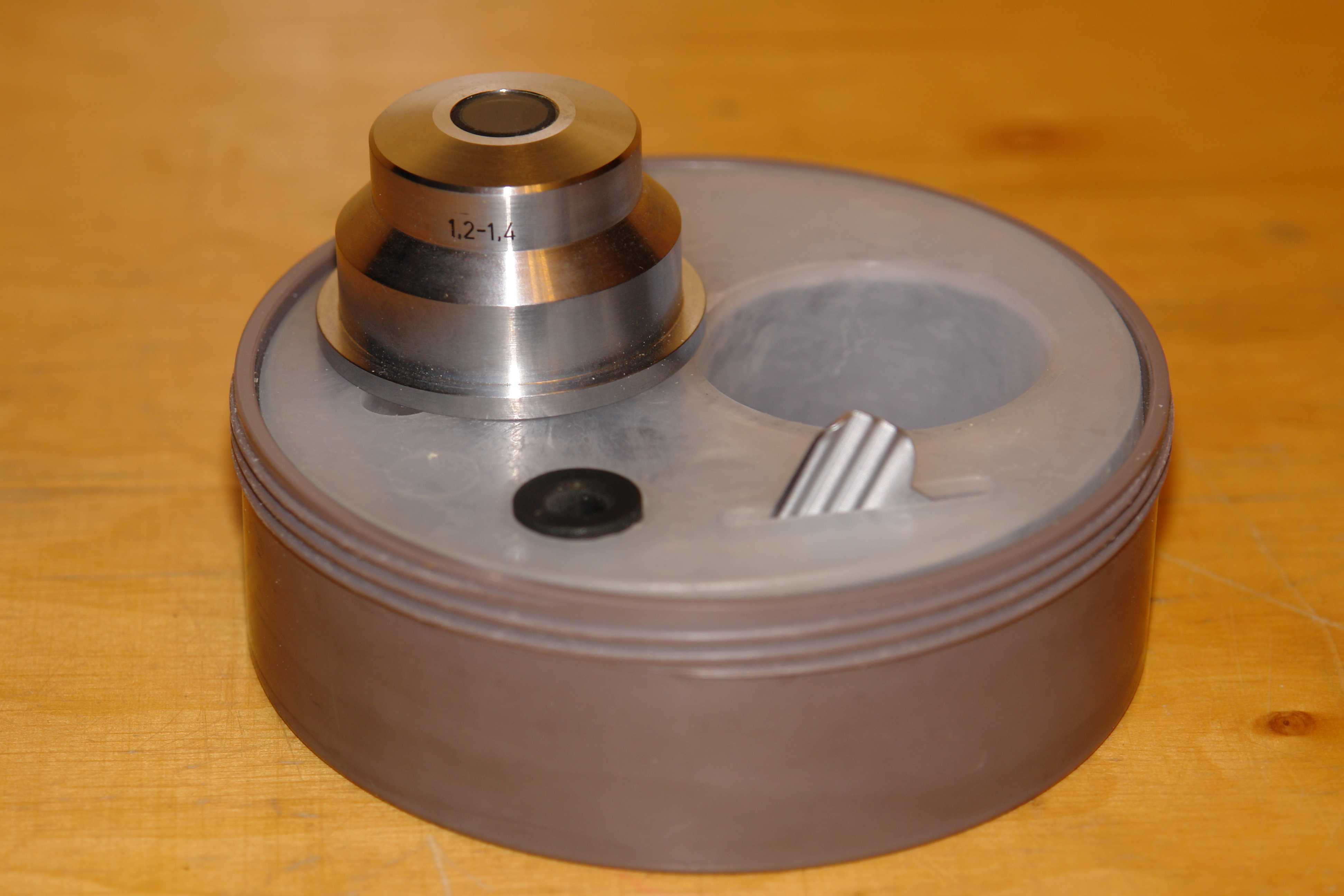 Kondensor Ciemnego Pola KCT PZO do mikroskop Biolar NOWY 39,5 mm