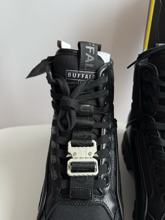 Черевики Buffalo 43р