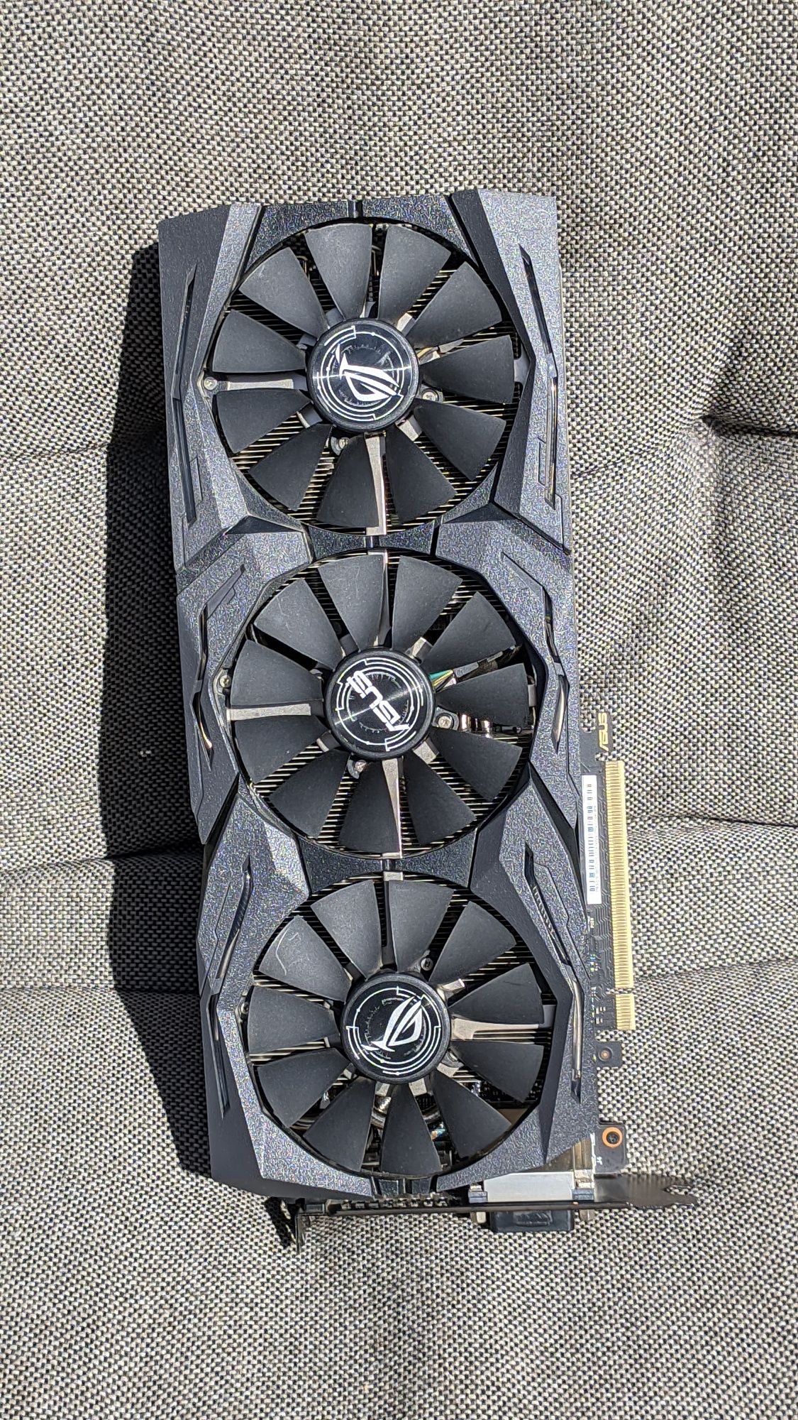 GTX 1080 Ti Strix ROG 11Gb OC