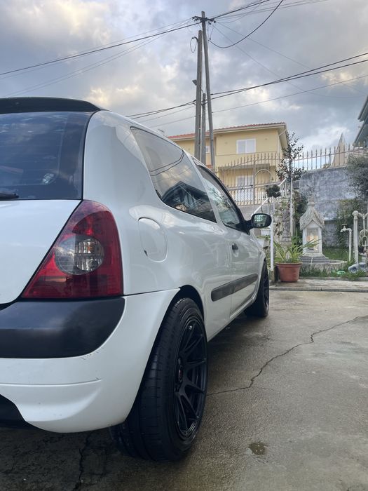 Renaul clio fase 2 comercial
