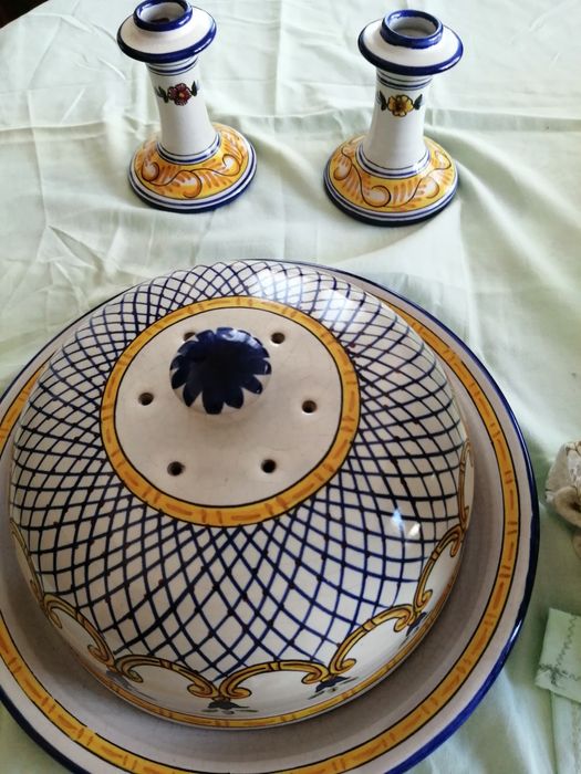 Queijeira pintada á mão