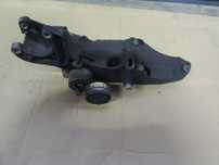 Łapa uchwyt mocowanie alternatora Nissan Primera P12 1.9 DCI 02,03-07