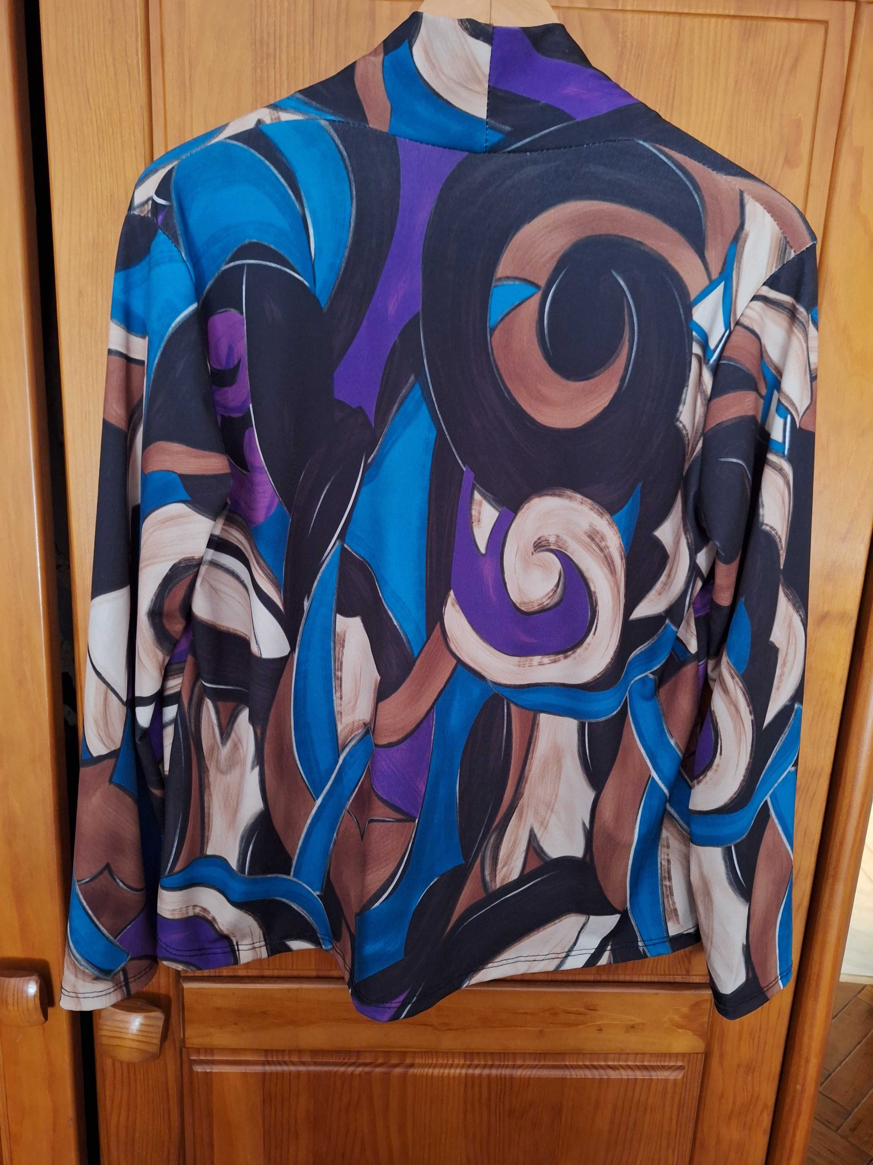 Blusa vintage com padrão colorido, muito bonito e original