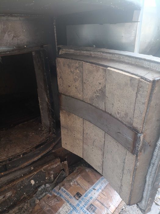 Теплогенератор на щепі,тирсі, пелетах.