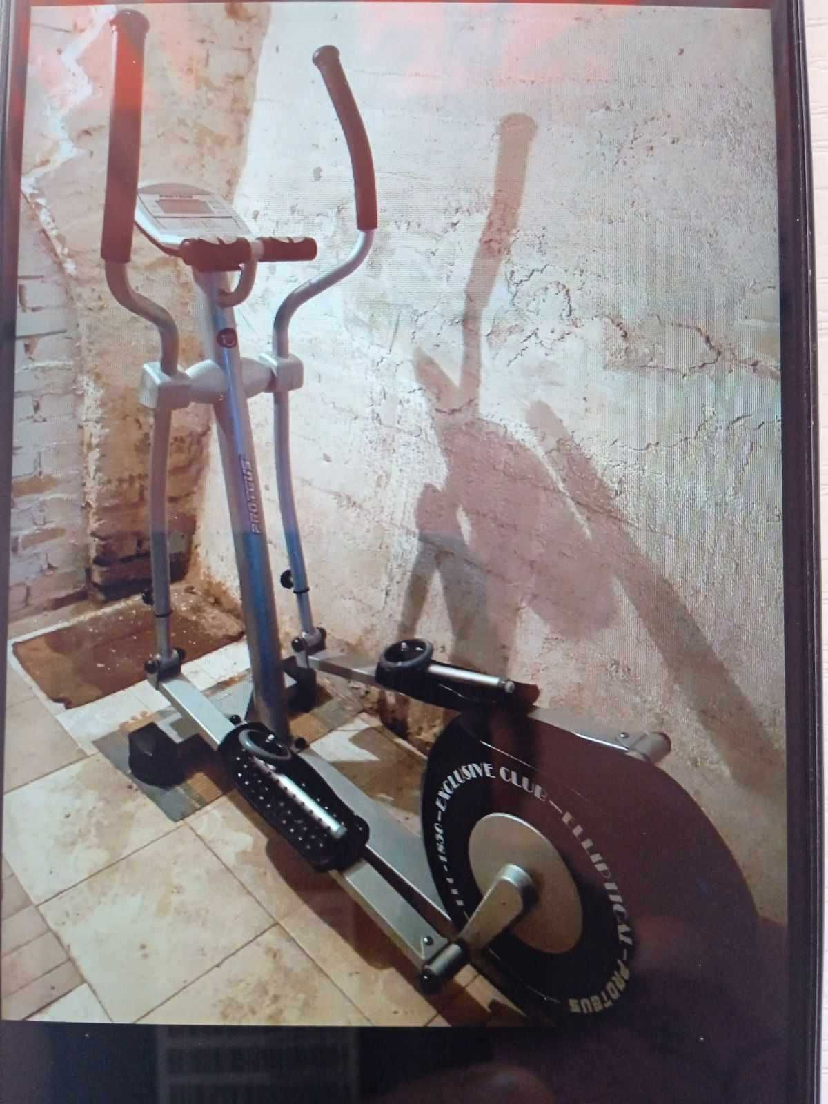 Orbitrek Proteus elliptical 1800