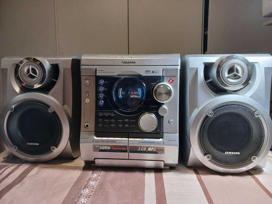 Продам музичний центр Samsung MAX T35