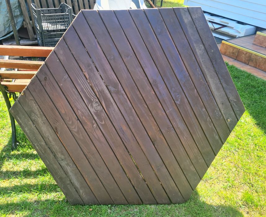 Zestaw stół ławki do altanki ogrodowej