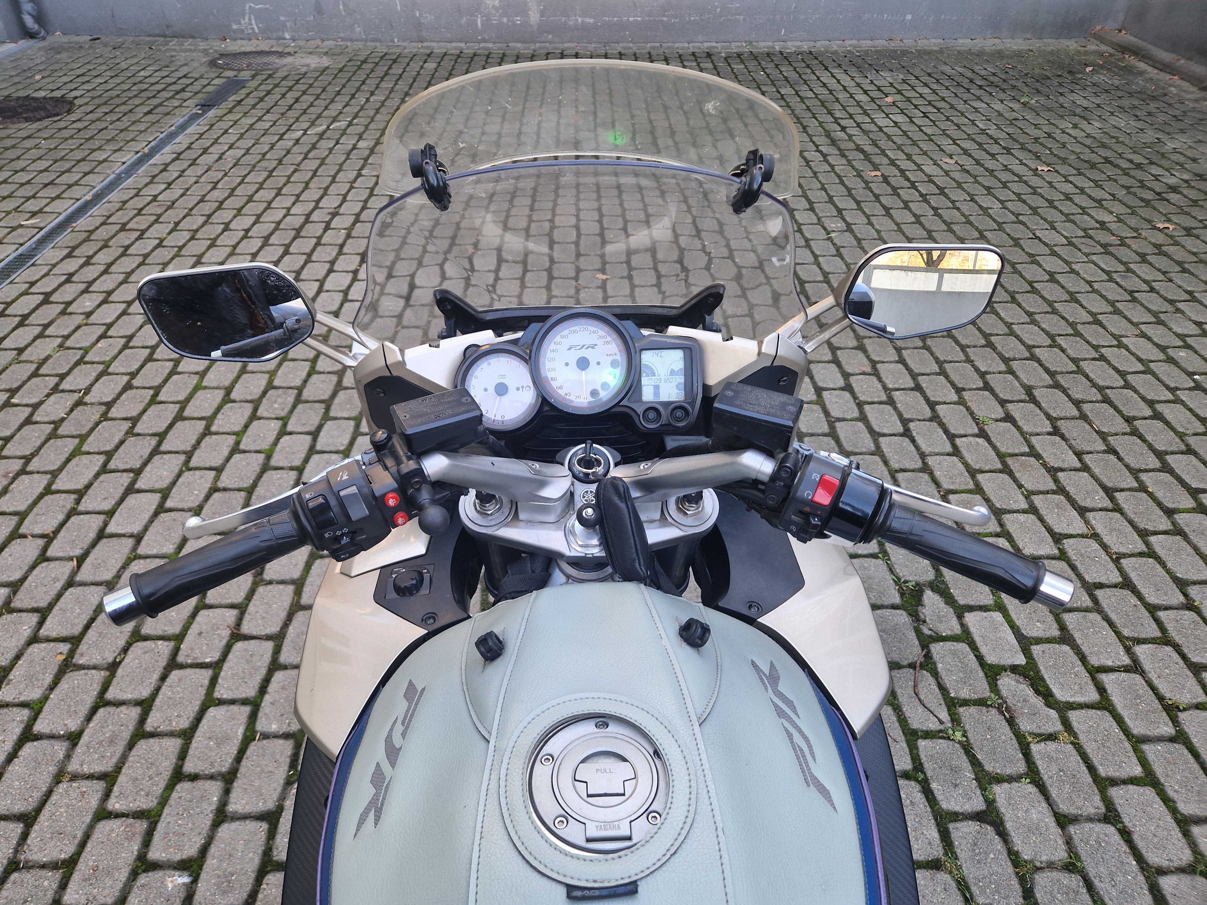 Zamienię _Yamaha FJR 1300 Rok 2009