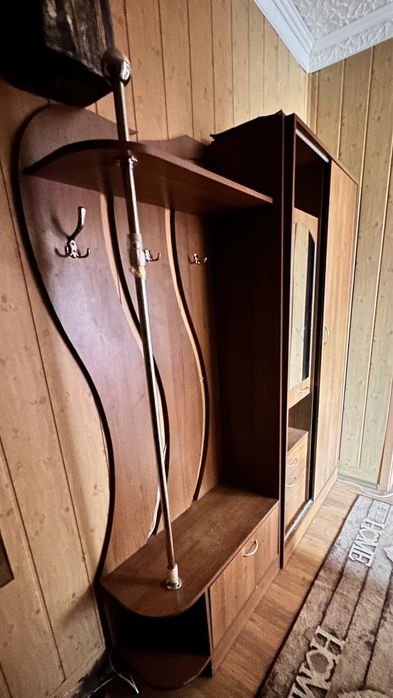 Стінка для коридору, приход