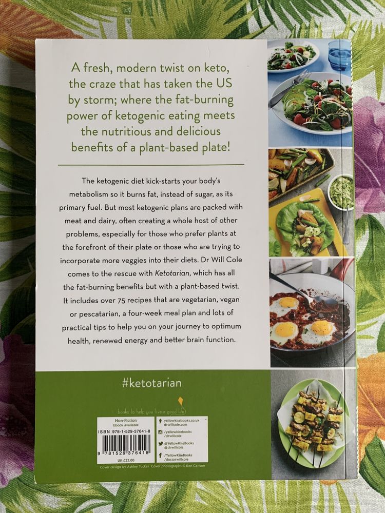 Книга англійською мовою о кето-дієті з рецептами Will Cole Ketotarian