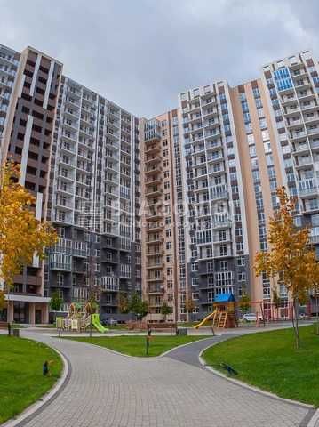 Продам 2 кімн.кв!  Кришталеві Джерела, Заболотного Академіка 148в!
