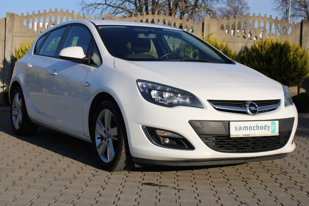 Opel Astra J 1.7 CDTI 110KM 2013Rok Przebieg 223544KM