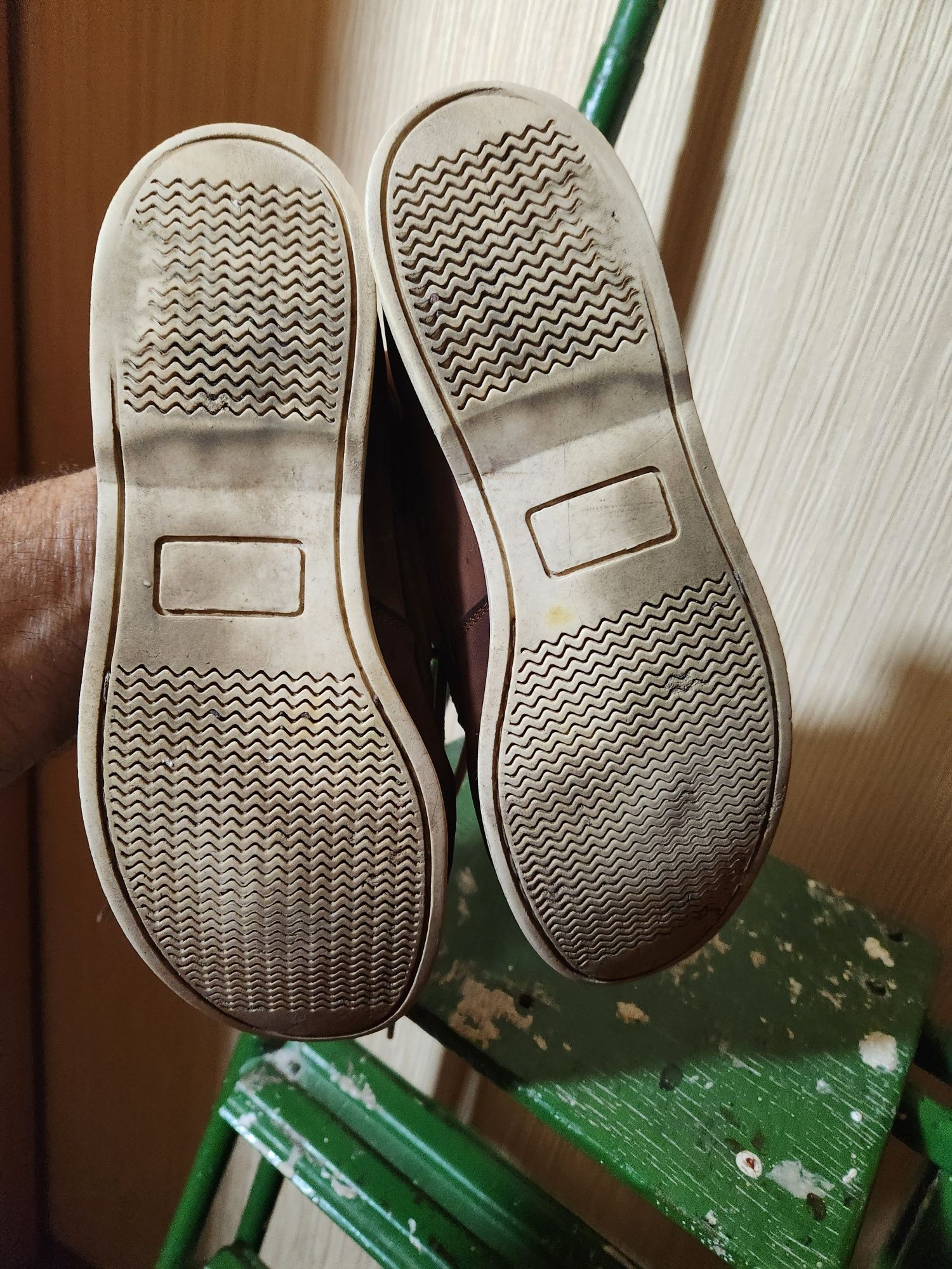 Продам мокасины 44и 42р.