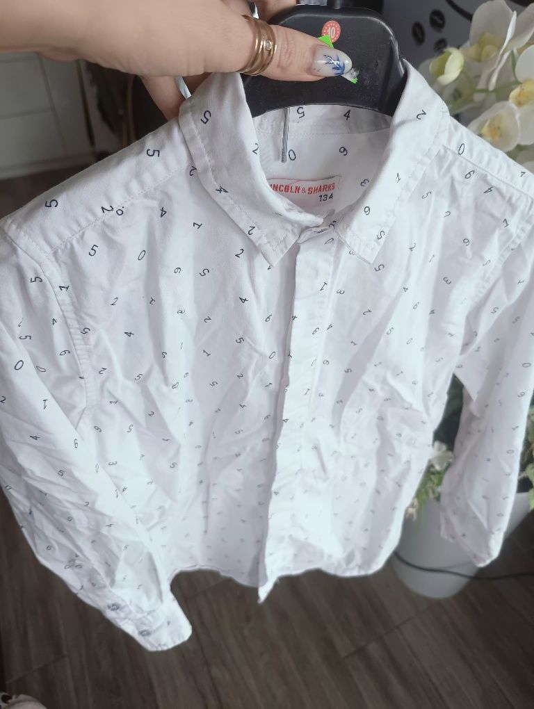 Koszula biała r134 dla chłopca Lincoln&zSharks