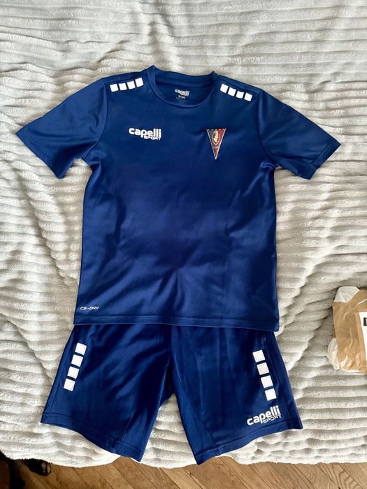 Strój treningowy Pogoni Szczecin Capelli Getry+Spodenki+Koszulka 140cm