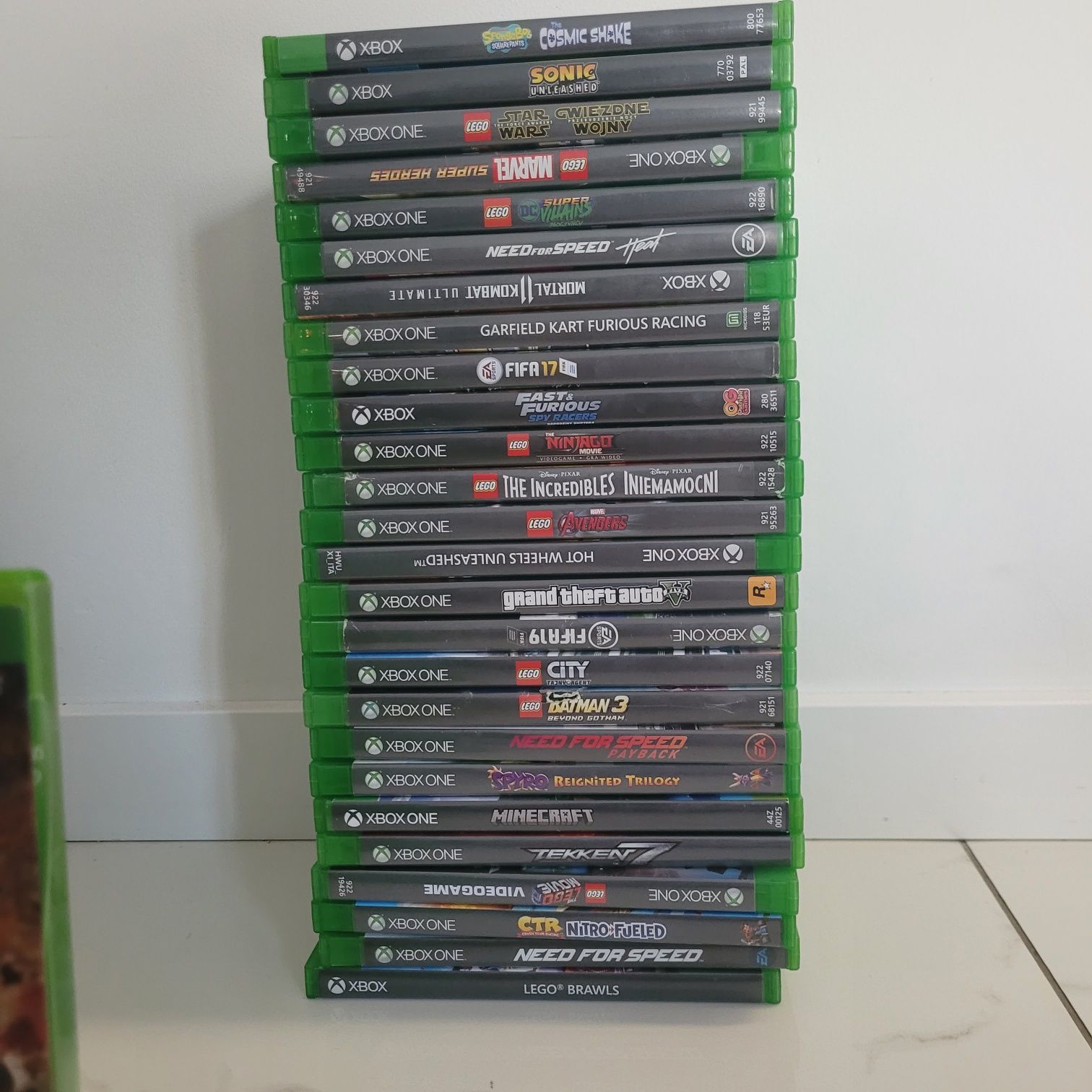 Xbox one S 1 TB.