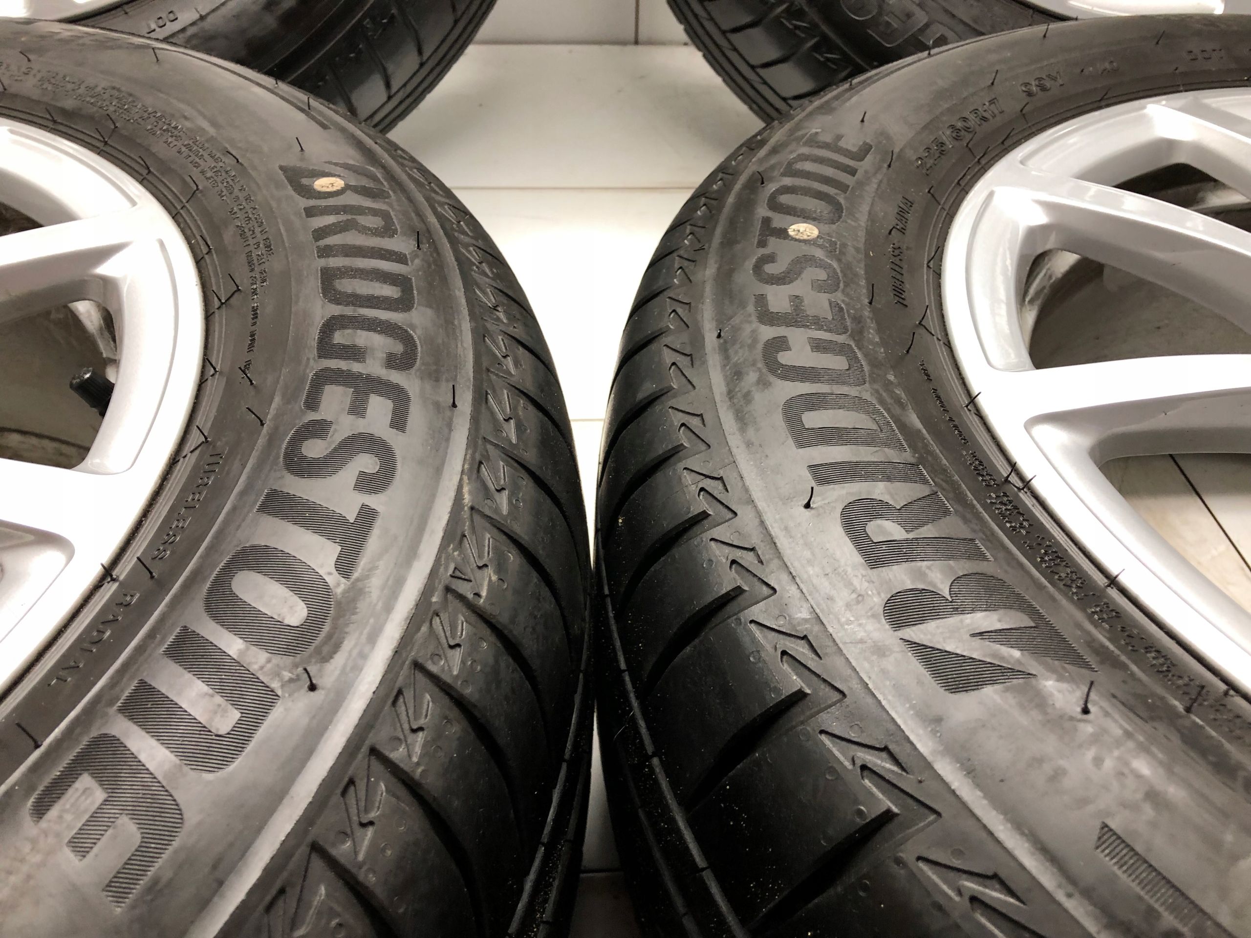 Kola Felgi 17 Audi 4K0 A4 A5 s Line 7.5 ET36 Ideal