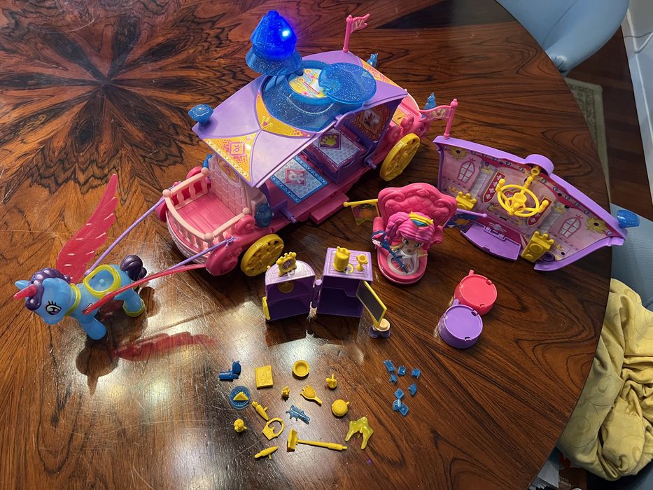 Pinypon Carruagem Rainha