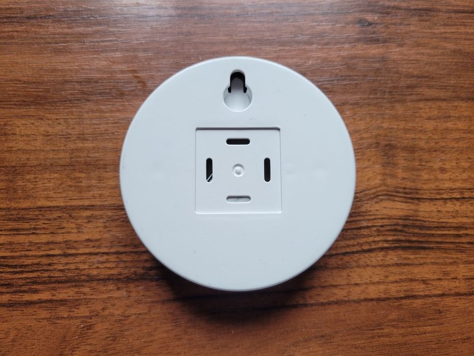 Світильник з датчиком руху