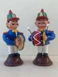 Musicos em barro pintados a mao